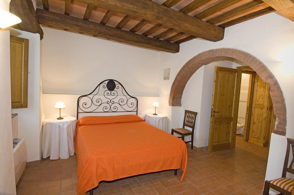 Agriturismo Campo Lungo Hotel San Donato in Poggio Kamer foto